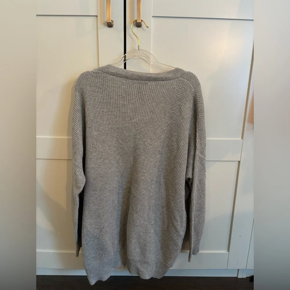 Eileen Fisher Organic Cotton Silk Boyfriend Cardigan in Pearl Gray Medium - Picture 4 of 7